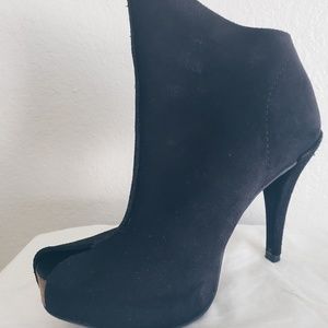 Perdro Garcia Open Toe Boots